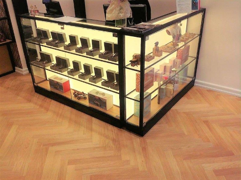 Negozio Vivienne Westwood outlet Fidenza