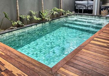 Fully tiled swimming pools for inground. plunge pools.