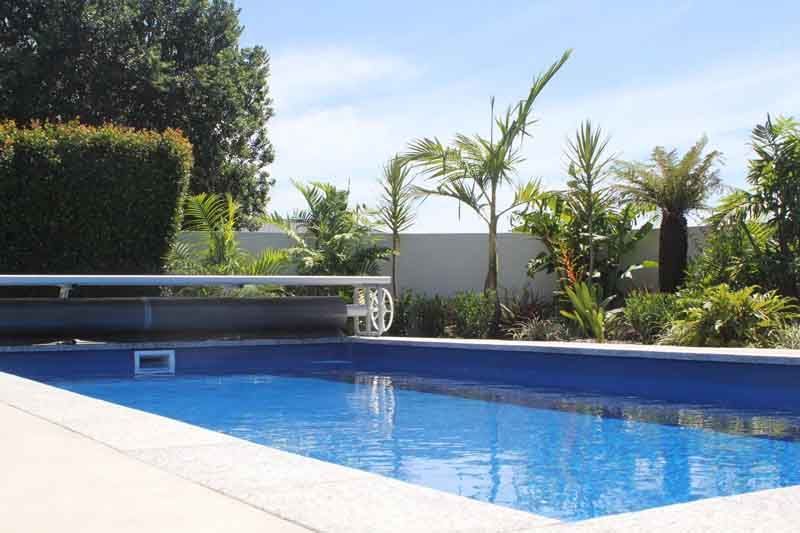 Fiberglass in ground swimming pools NZ. Pool installation. Swimming pool builder.