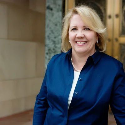 Lori Metcalf, Litigation Attorney Lori Metcalf, Litigation Attorney