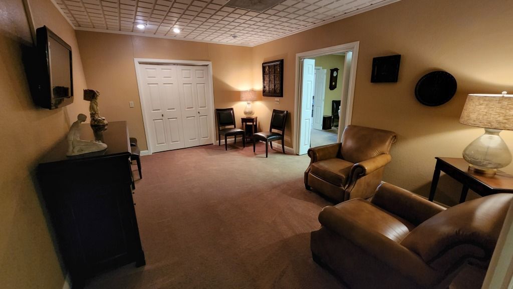 Combest Family Funeral Home- Tahoka- Viewing Room