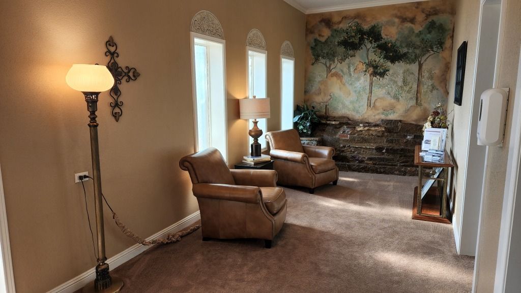 Combest Family Funeral Home- Tahoka- Sitting Area