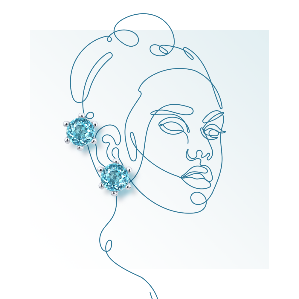 一對淺藍色圓形切割寶石耳釘，鑲嵌在銀色底座上，置於純白色背景中央。