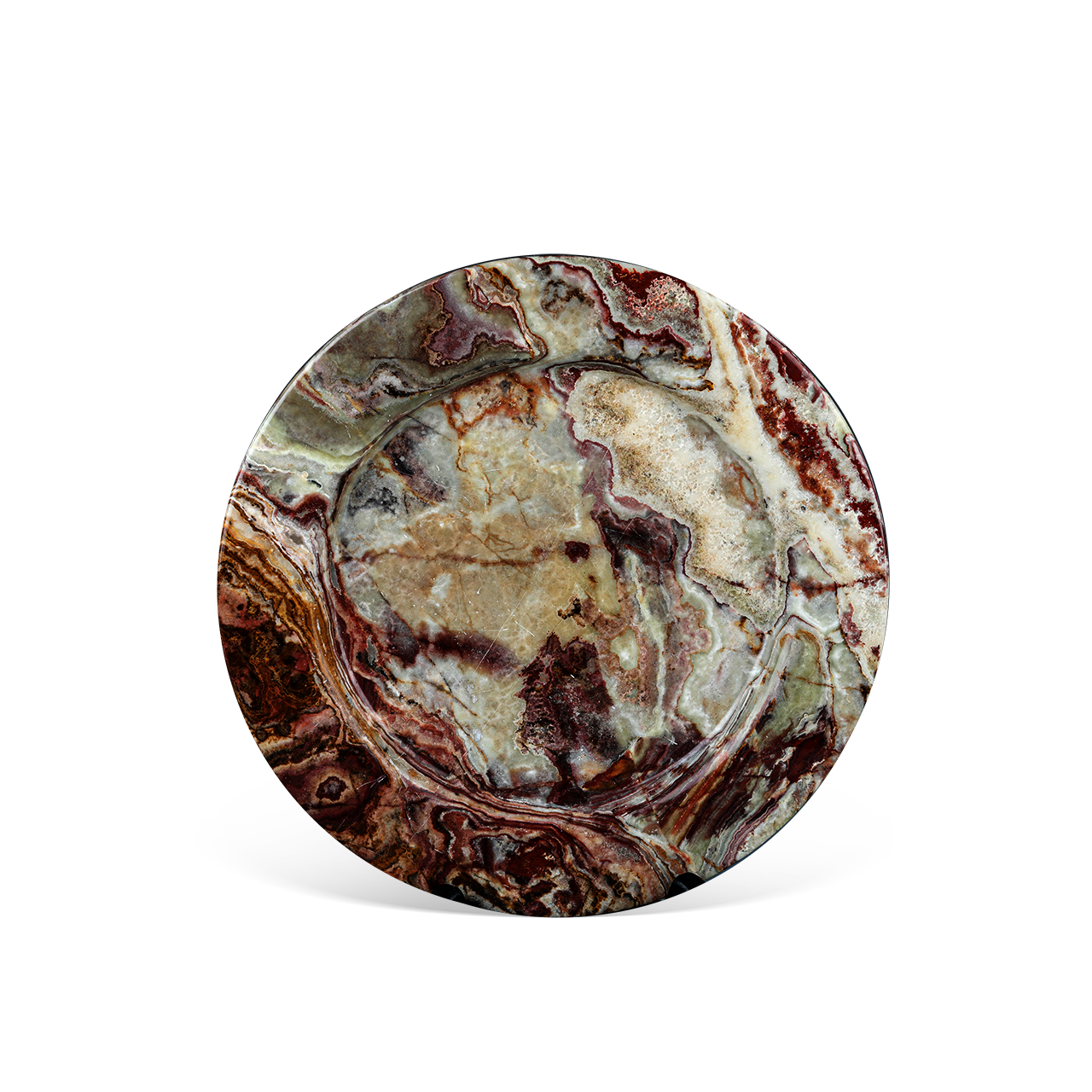 一個圓形淺托盤,由拋光的雜色大理石雕刻而成,帶有棕色、紅色和奶油色的漩渦圖案。