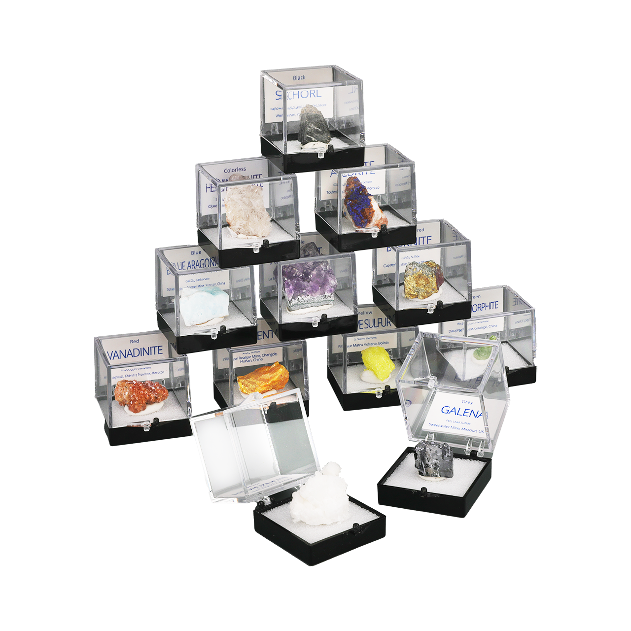 一個敞開的木盒，裡面擺放著一排透明的小容器，容器裡裝著各種顏色的石頭，背景是白色的。