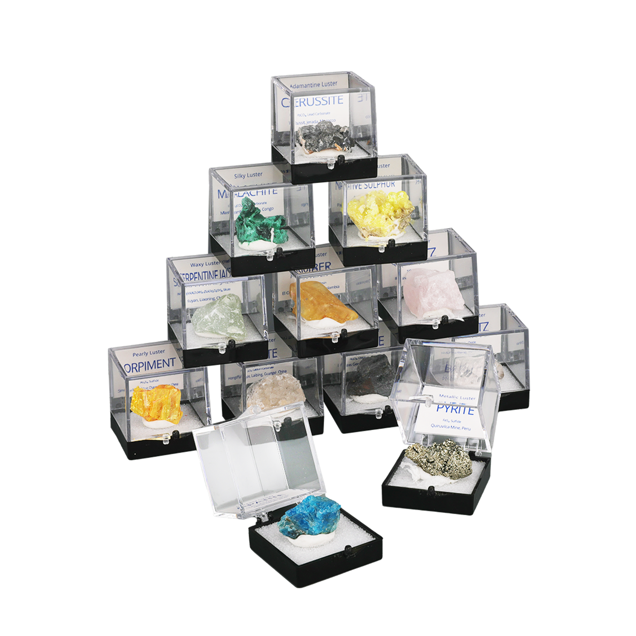一個木製展示盒，內含 16 個透明的、貼有標籤的樣品容器，裡面裝滿了各種色彩鮮豔的地質礦物。