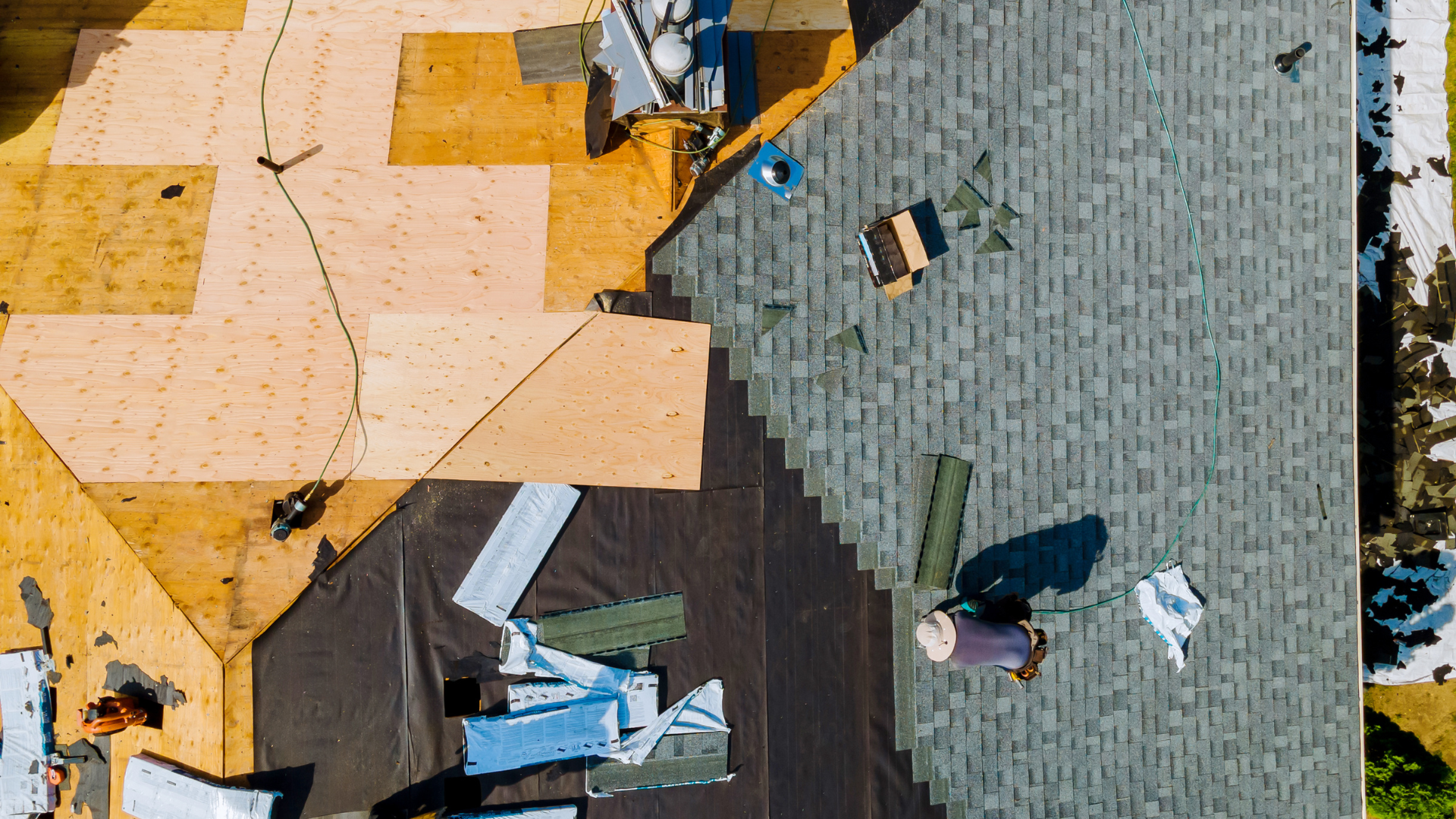How Much Does It Cost to Replace 1000 Sq Ft of Roof?