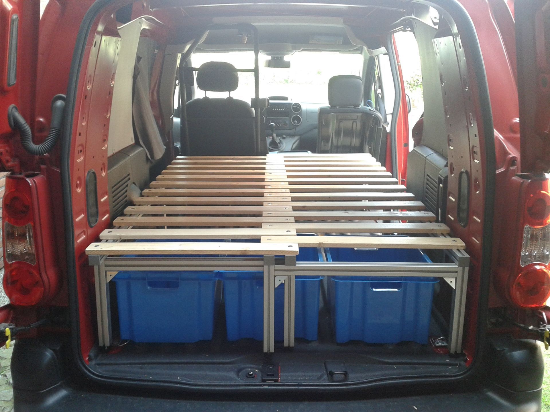 bedframe in aluminium profielen Alumes Ledegem