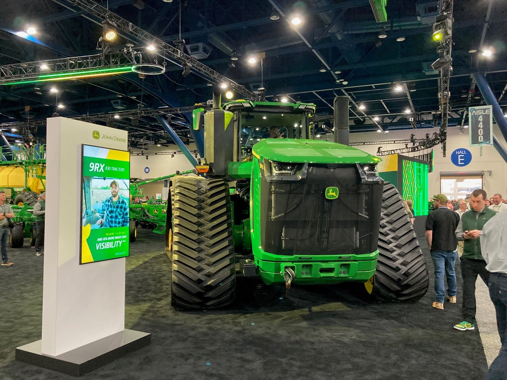 John Deere 9RX830 at the 2024 Commodity Classic
