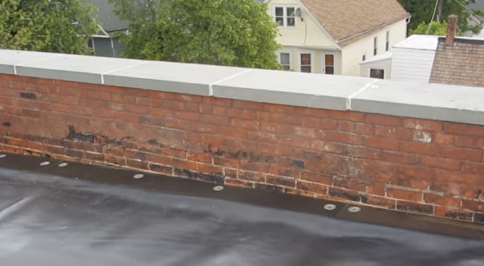 Parapet Wall Rebuilt in Chicago by Chicago Tuckpointing and Masonry