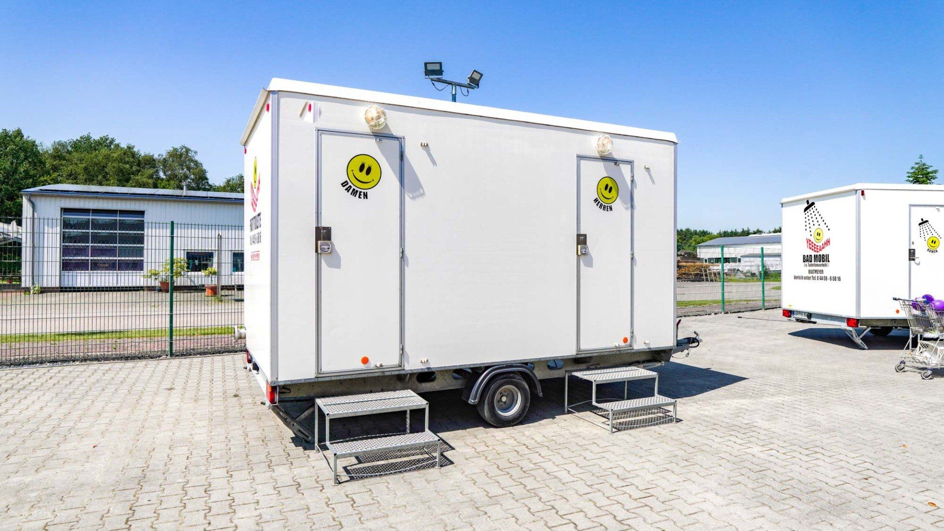 3er Toilettenwagen