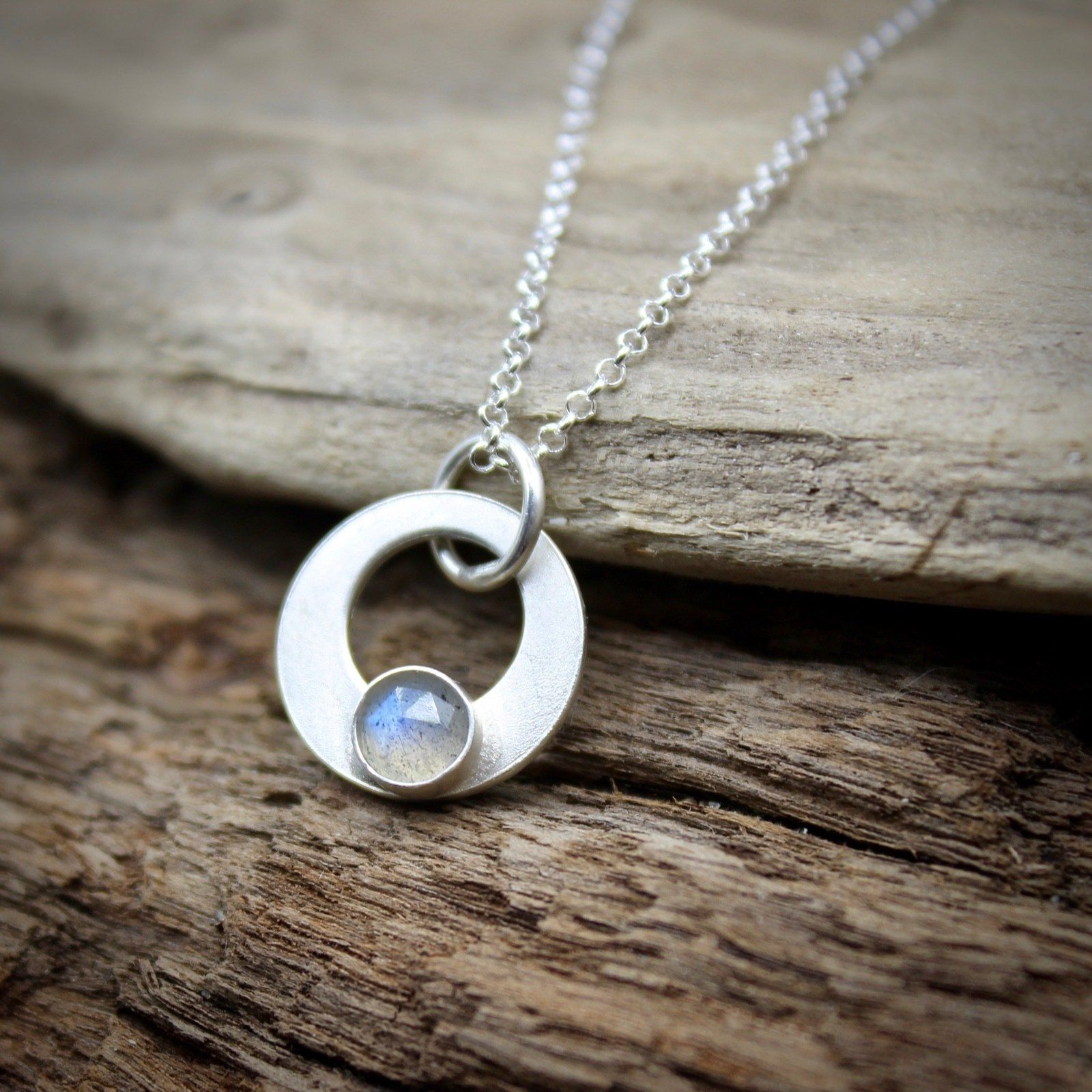 Sterling Silver & Labradorite Circular Pendant Necklace
