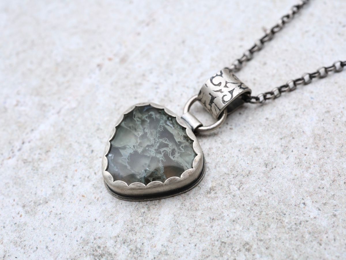 Laguna Lace Agate Pendant