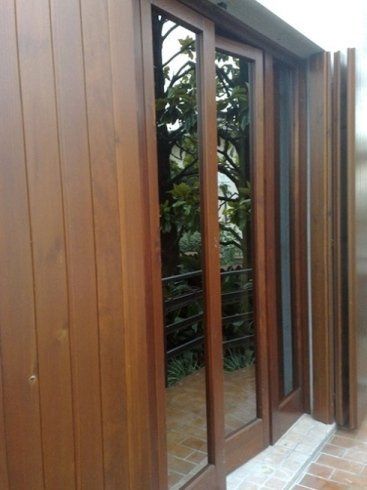 Porta a vetri con persiane