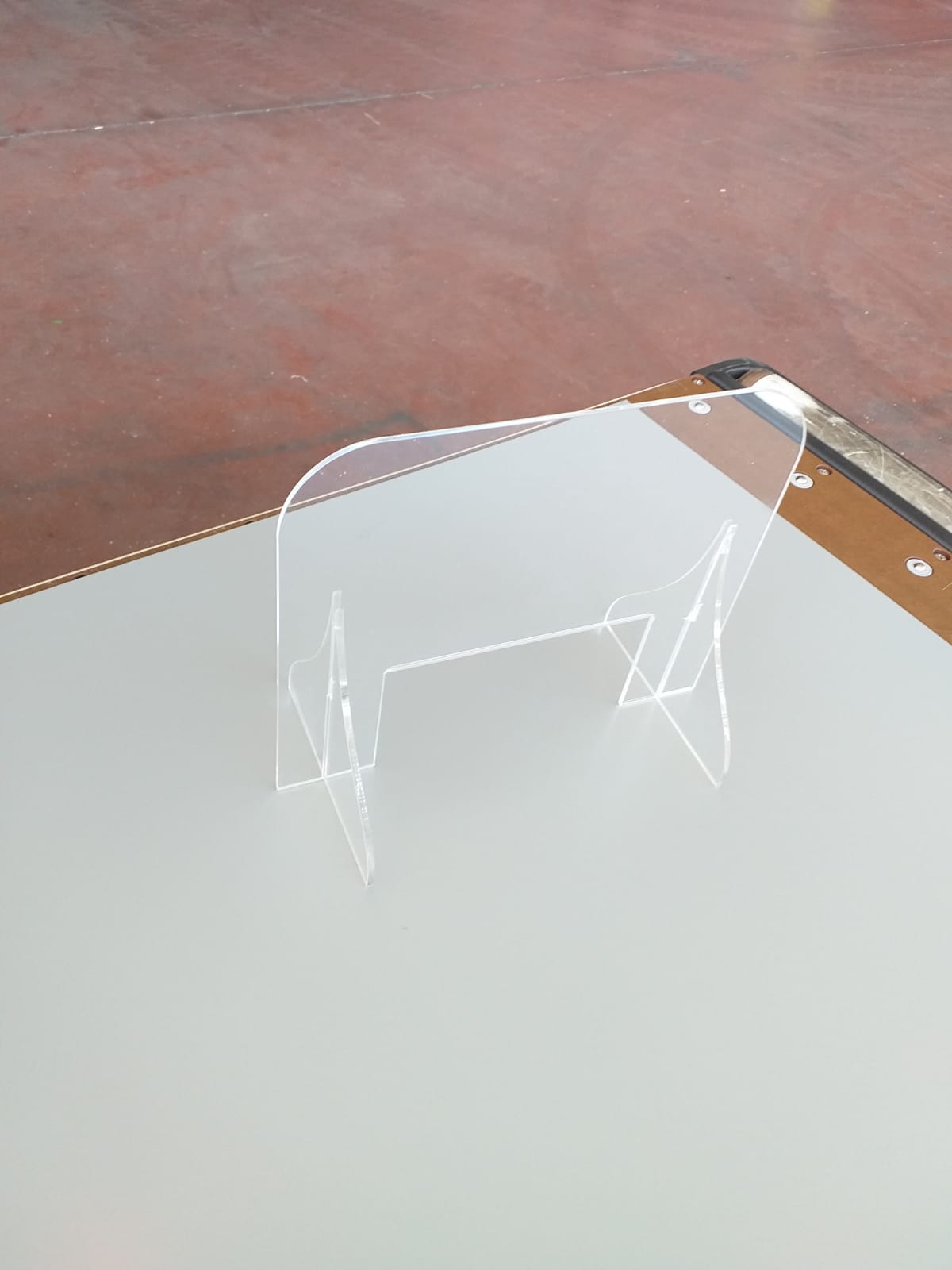 Divisori in plexiglass anti-contagio