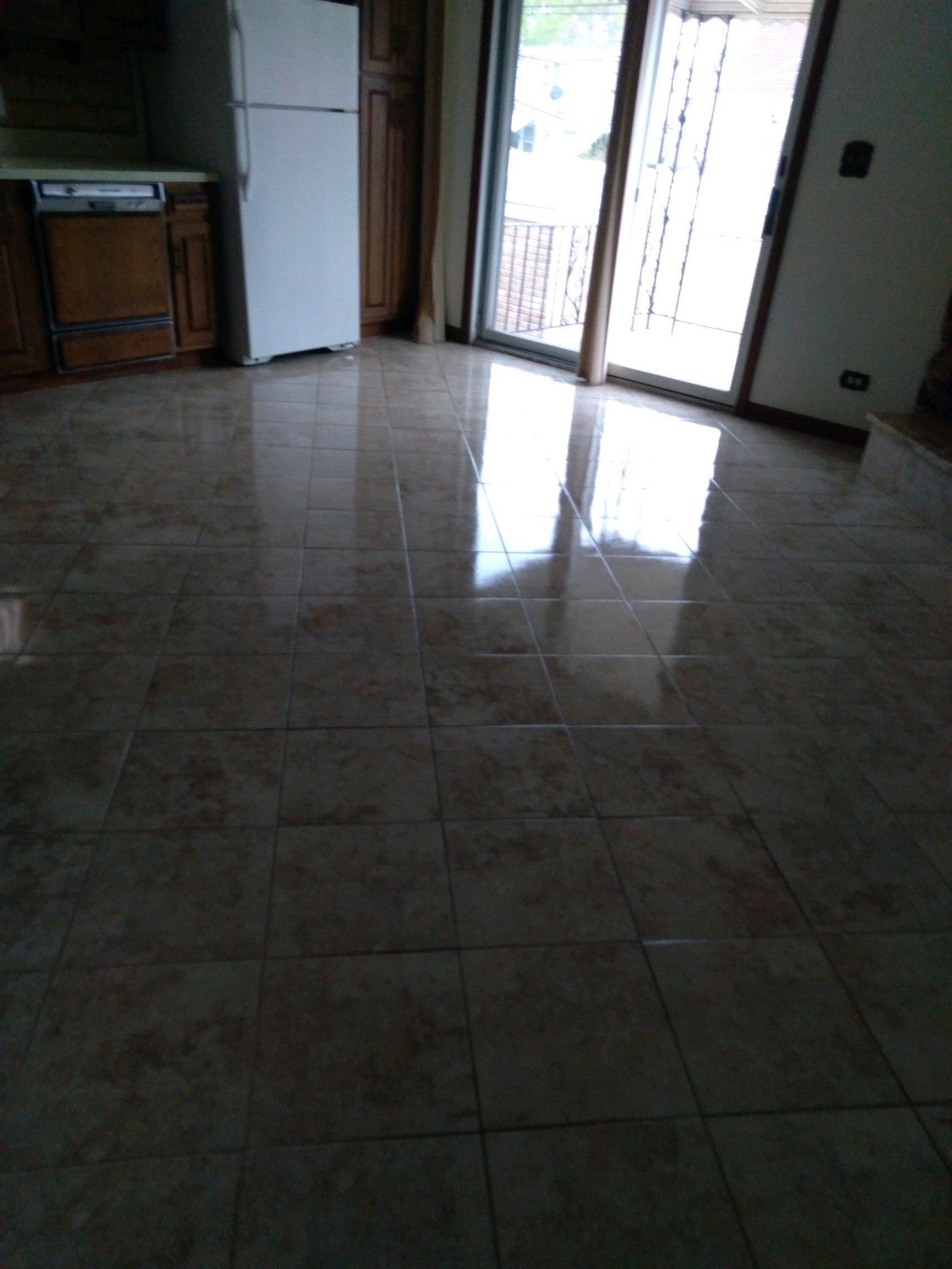 Clean Floor Tiles — Elmwood Park, IL — Maria's Cleaning Services at Elmwood Park