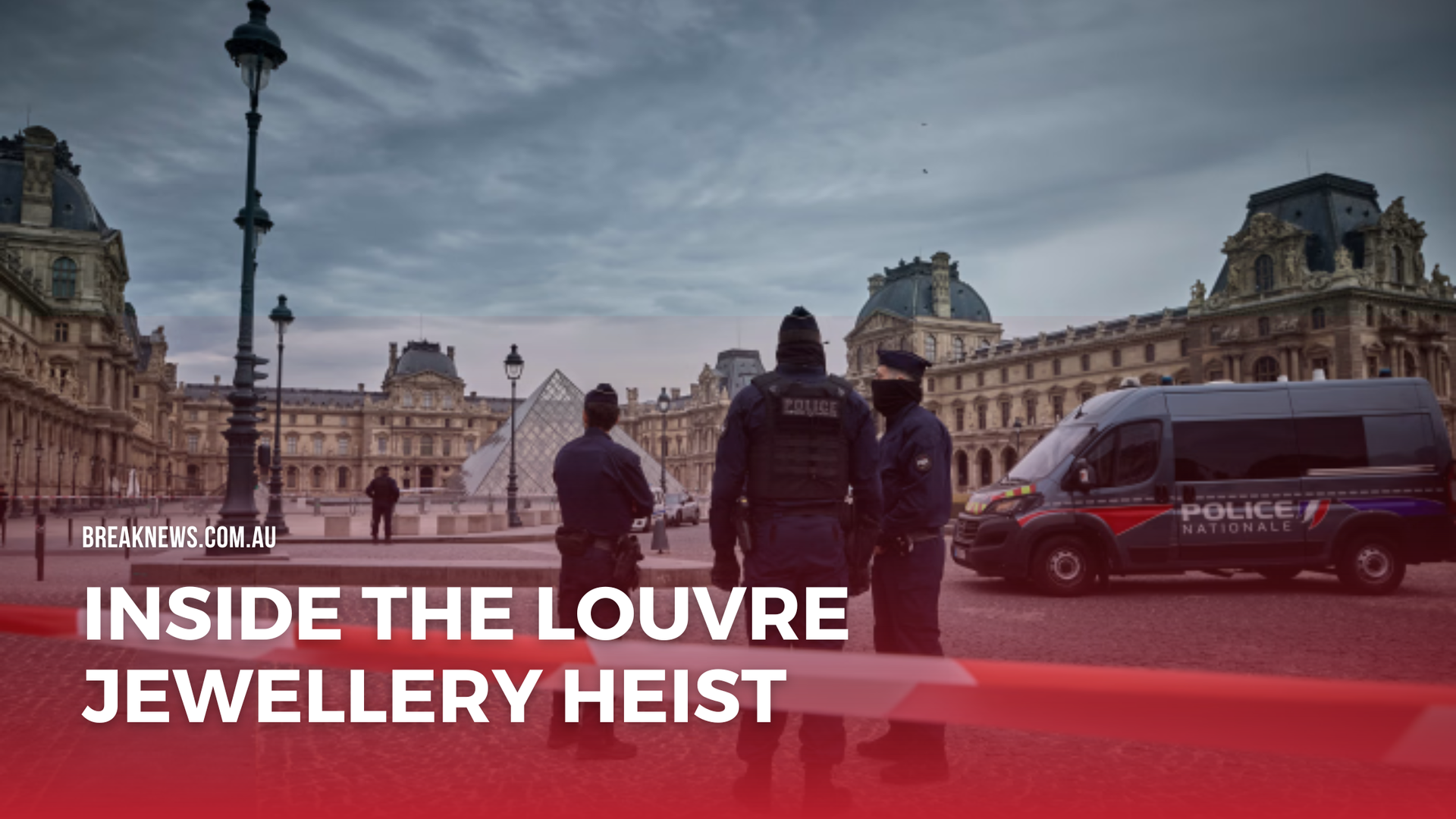 Police outside the Louvre Museum, Paris, after an apparent jewelry heist. A van and armed officers are present.