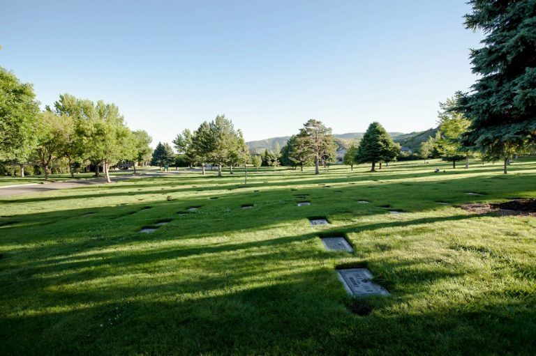 Memorial Lake View Mortuary and Cemetery
