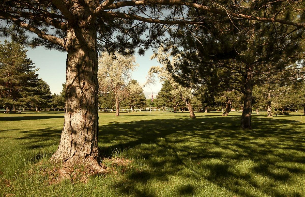 Memorial Mountain View Mortuary, Cemetery and Pet Garden