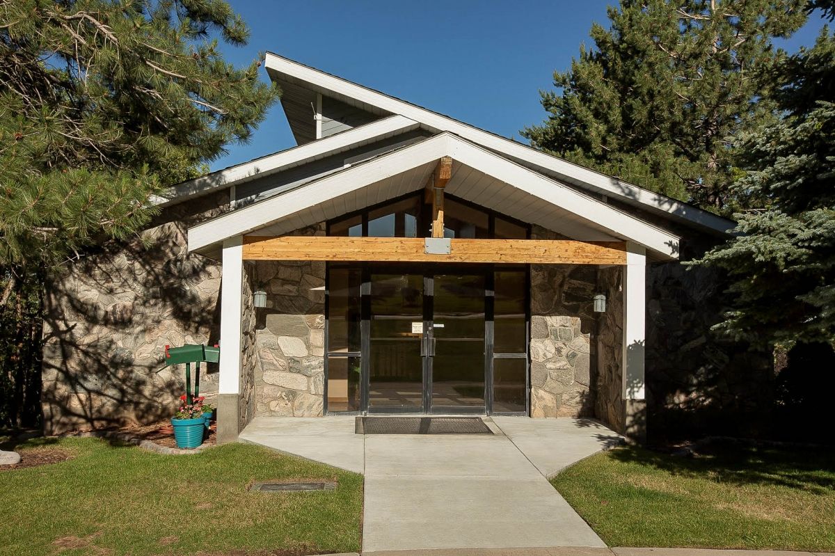 Memorial Lake View Mortuary and Cemetery