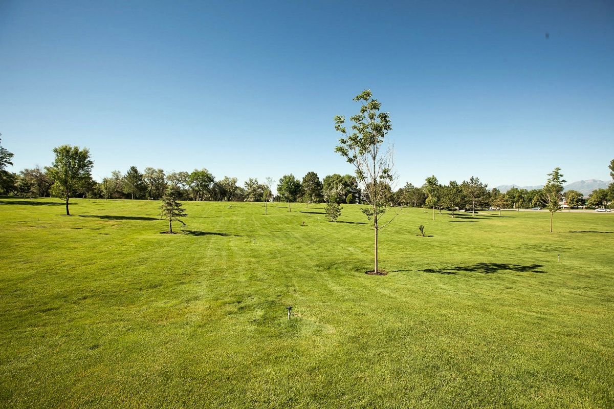 Memorial Lake Hills Mortuary and Cemetery