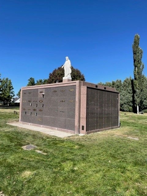 Memorial Holladay Cemetery UT