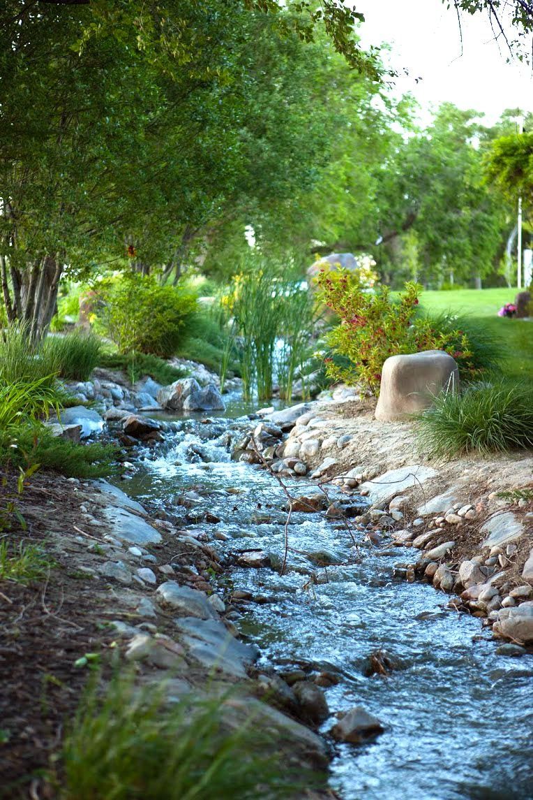 Memorial Redwood Mortuary and Cemetery
