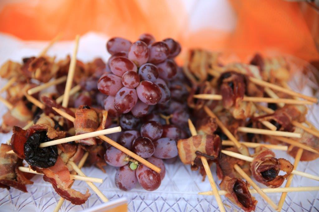 Appetizer display at Raise Your Glasses 2017 Event