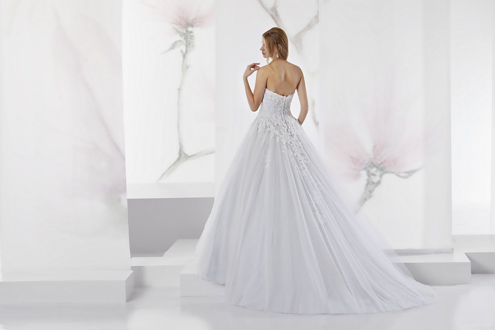 Abito da sposa modello Sarah, dettaglio velo