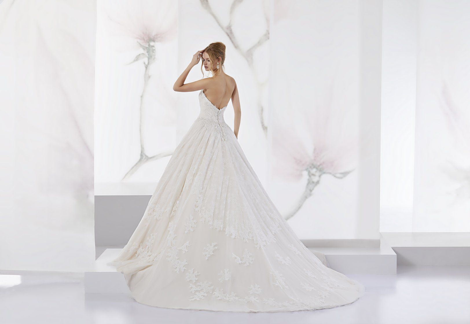 Abito da sposa modello Lucrezia, particolare del busto