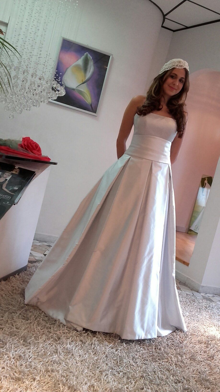 Abito da sposa modello Serena, particolare con gonna plissettata