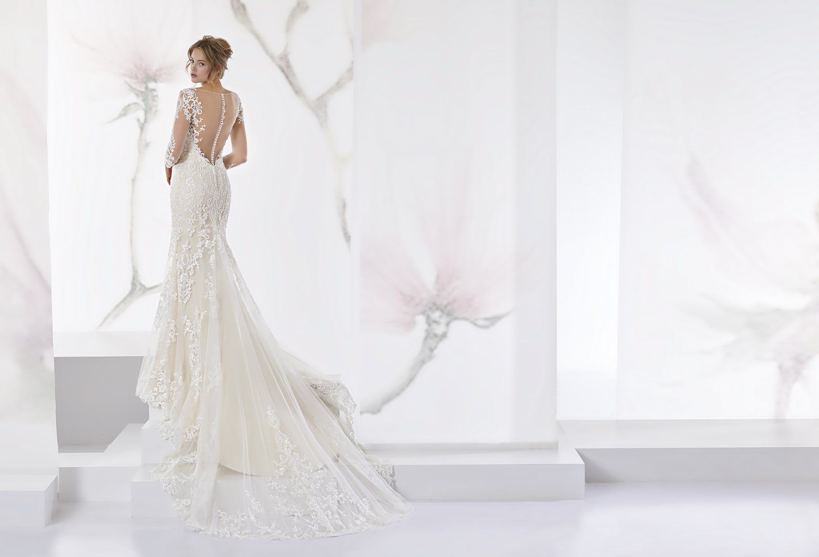 Abito da sposa modello Greta, vista posteriore della gonna