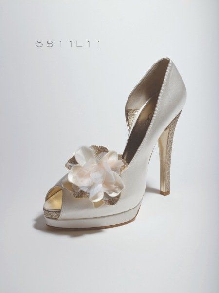 Scarpa da sposa open toe grigio chiaro con fiore in punta