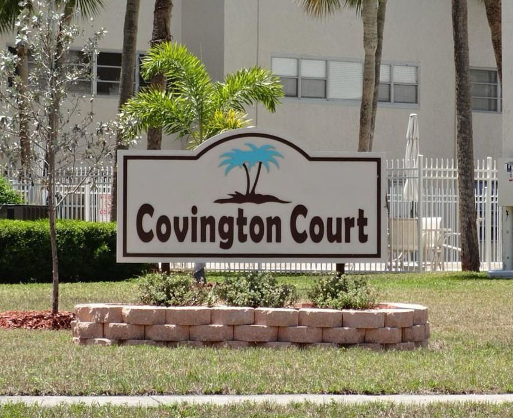 Covington Court Sign