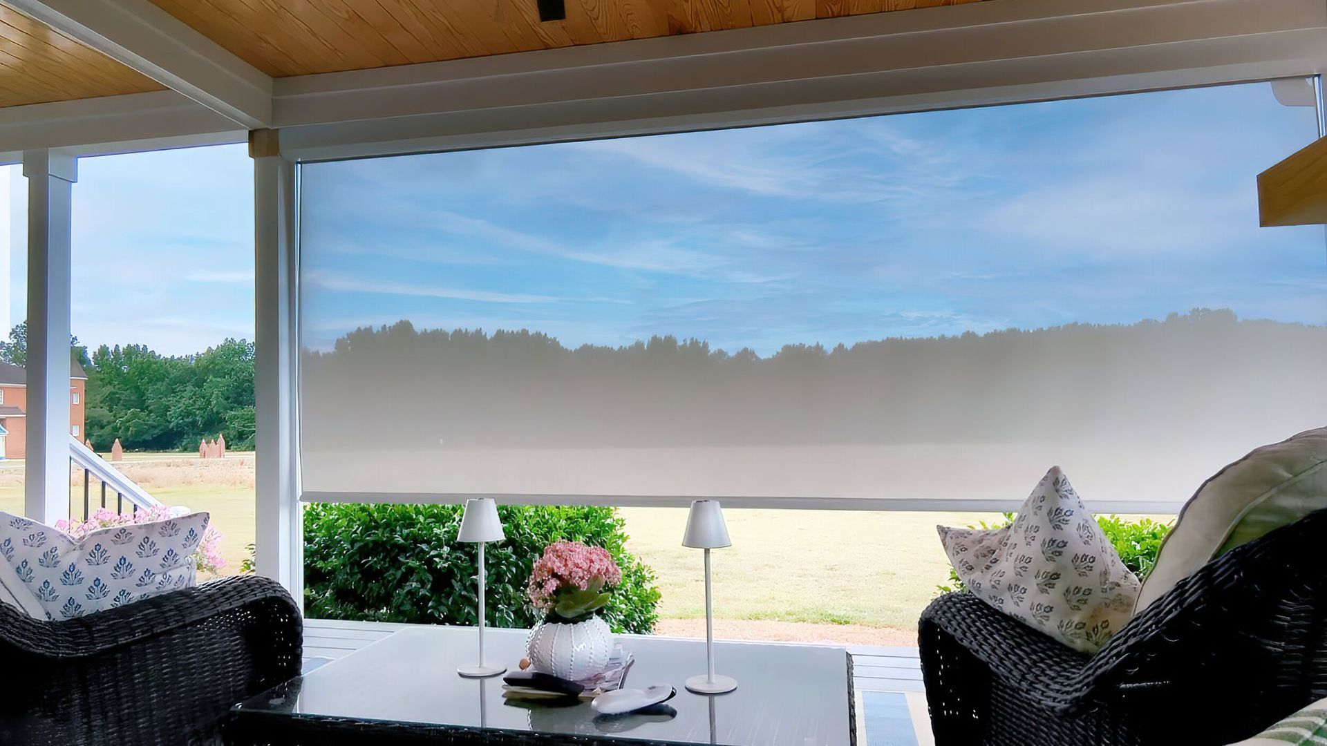 Insolroll Oasis® 2900 Retractable Solar Insect Screen