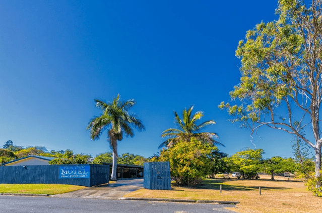 Emu Park Motel — Accommodation Services in Emu Park, QLD