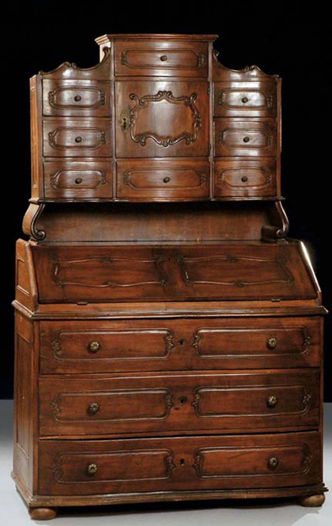 Trumeau in legno di noce XVIII secolo