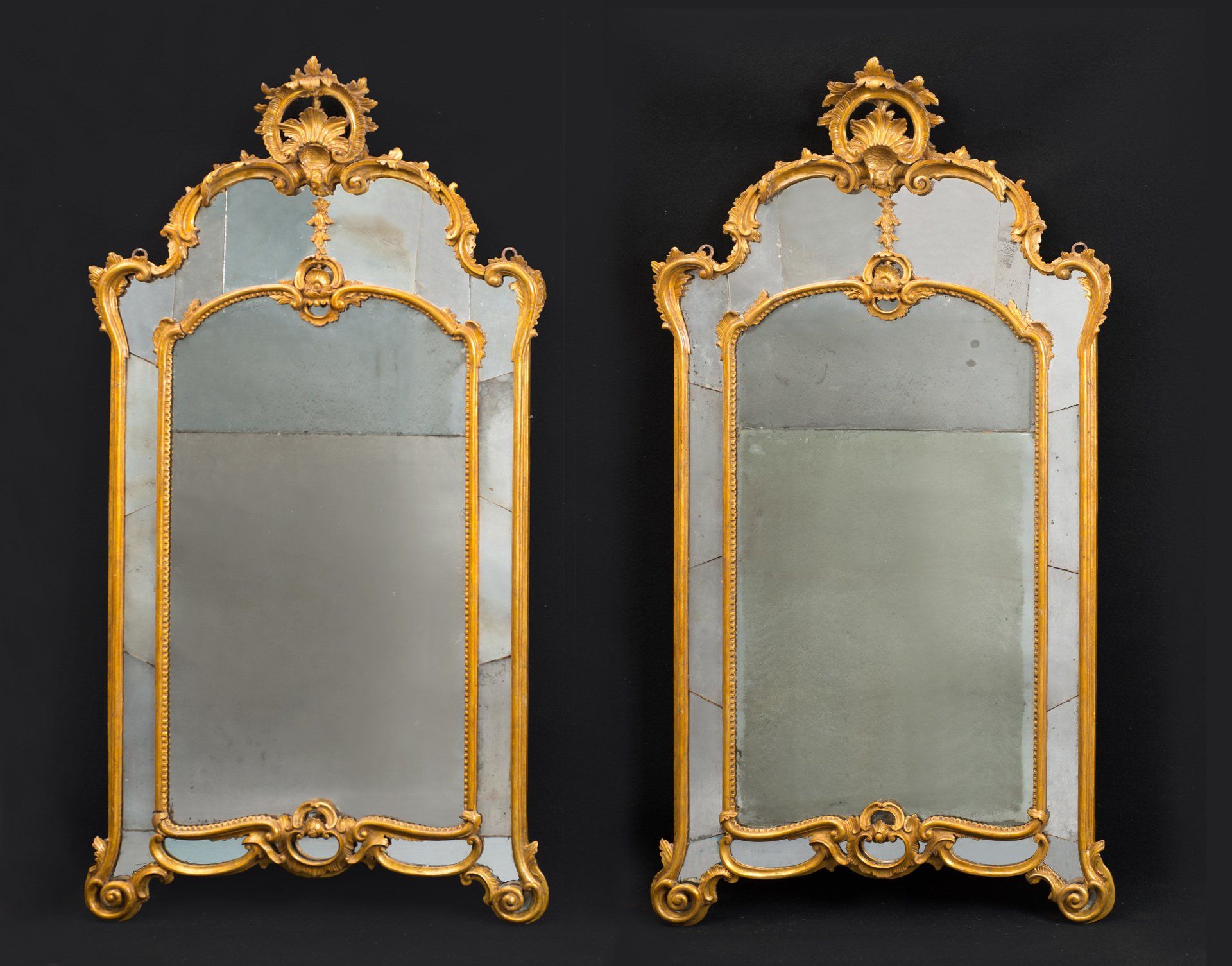 Arte Napoletana sec. XVIII (stile Luigi XV): Coppia di Specchiere