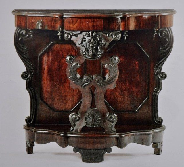 Consolle in legno di palissandro detta a “pettinessa”