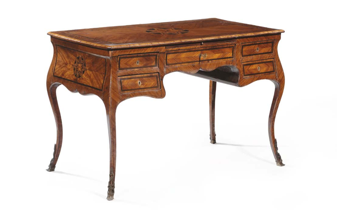 Scrittoio da centro Stile Luigi XV lastronato in bois de rose, Sicilia XIX secolo