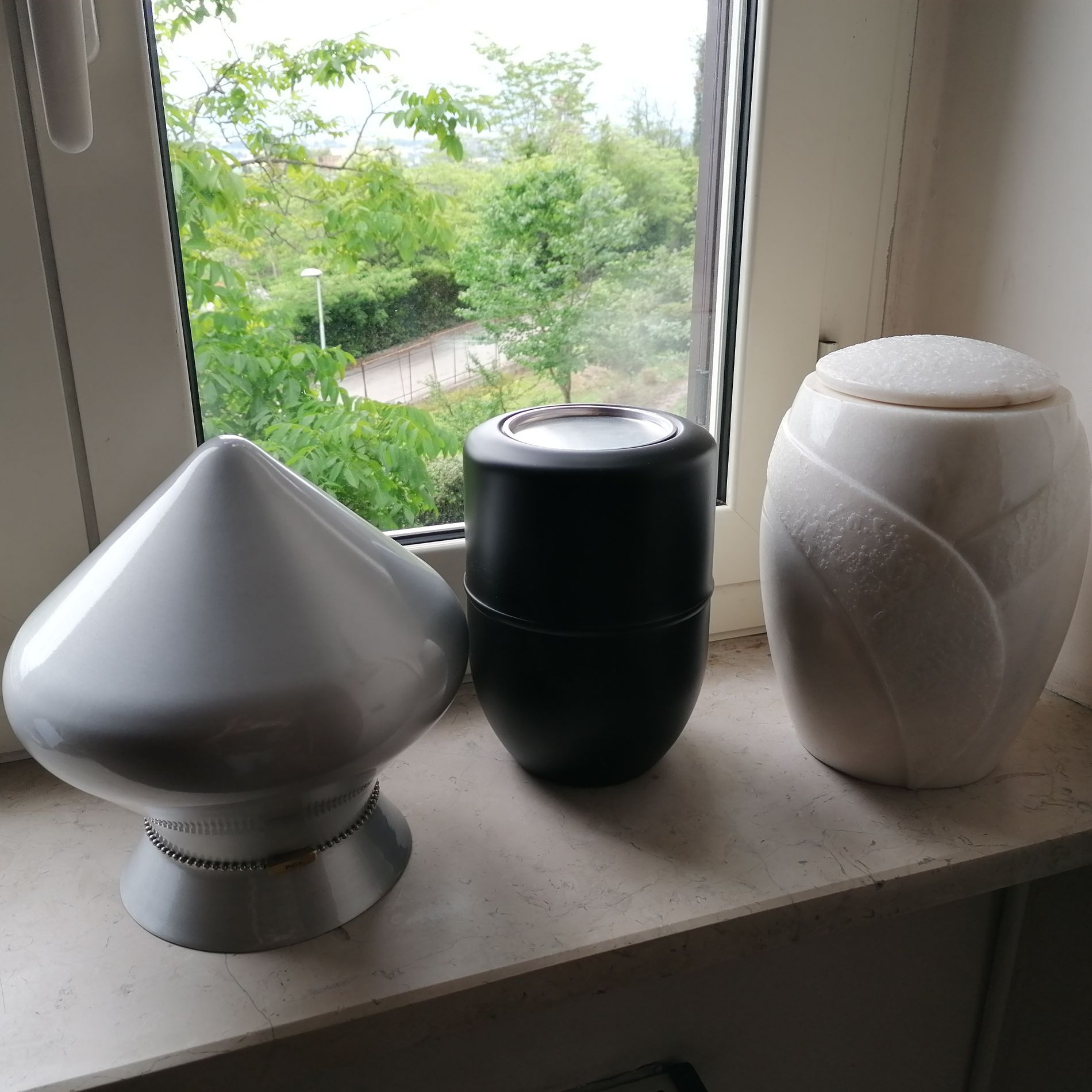 Urne cinerarie in vari materiali