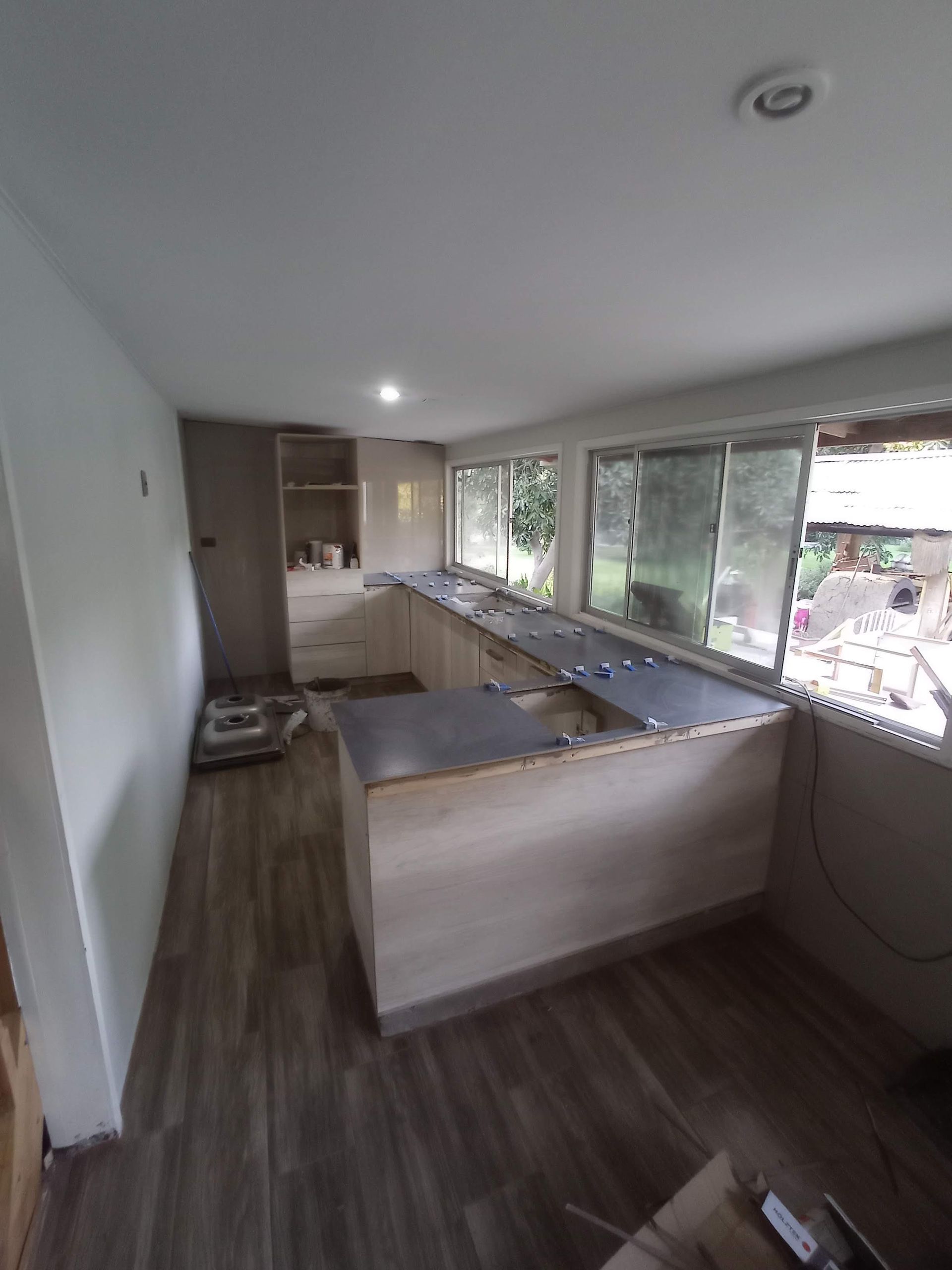 Remodelación de cocina casi terminada