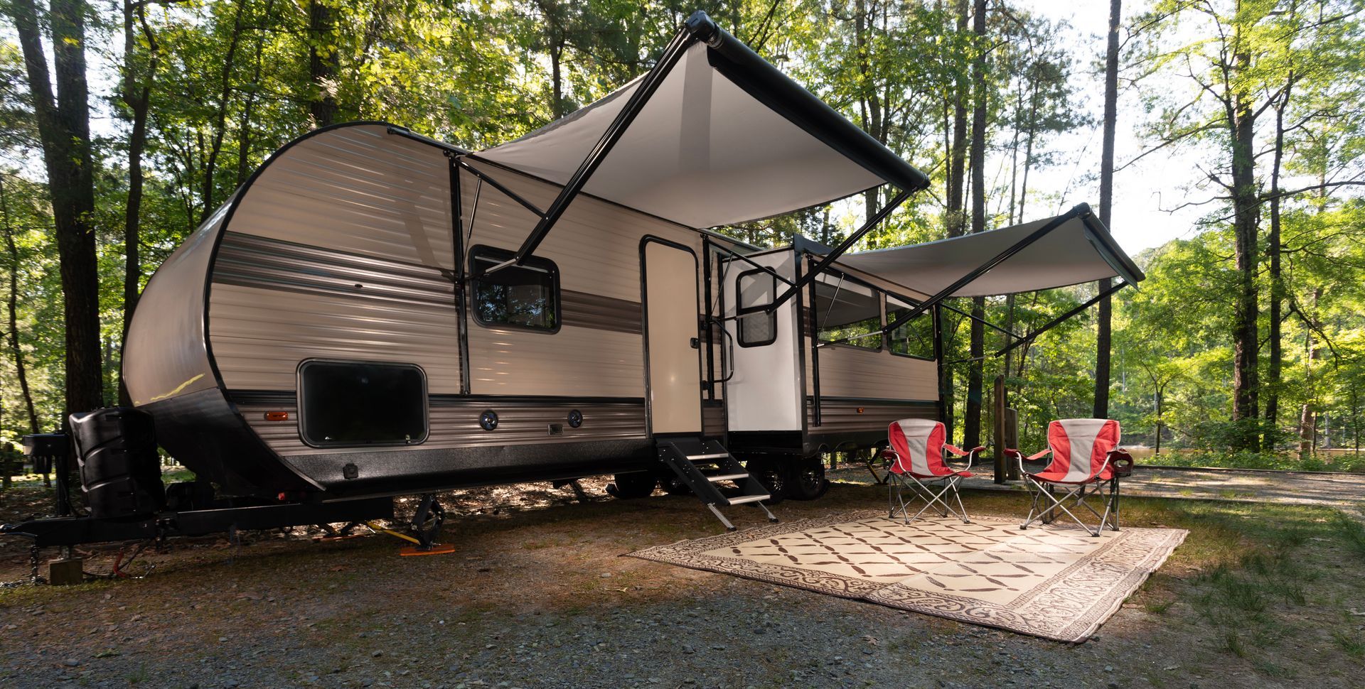 Professional technician successfully change a car battery — Canton, OH — Northern Mobile Electric Professional technician successfully change a car battery — Canton, OH — Northern Mobile Electric