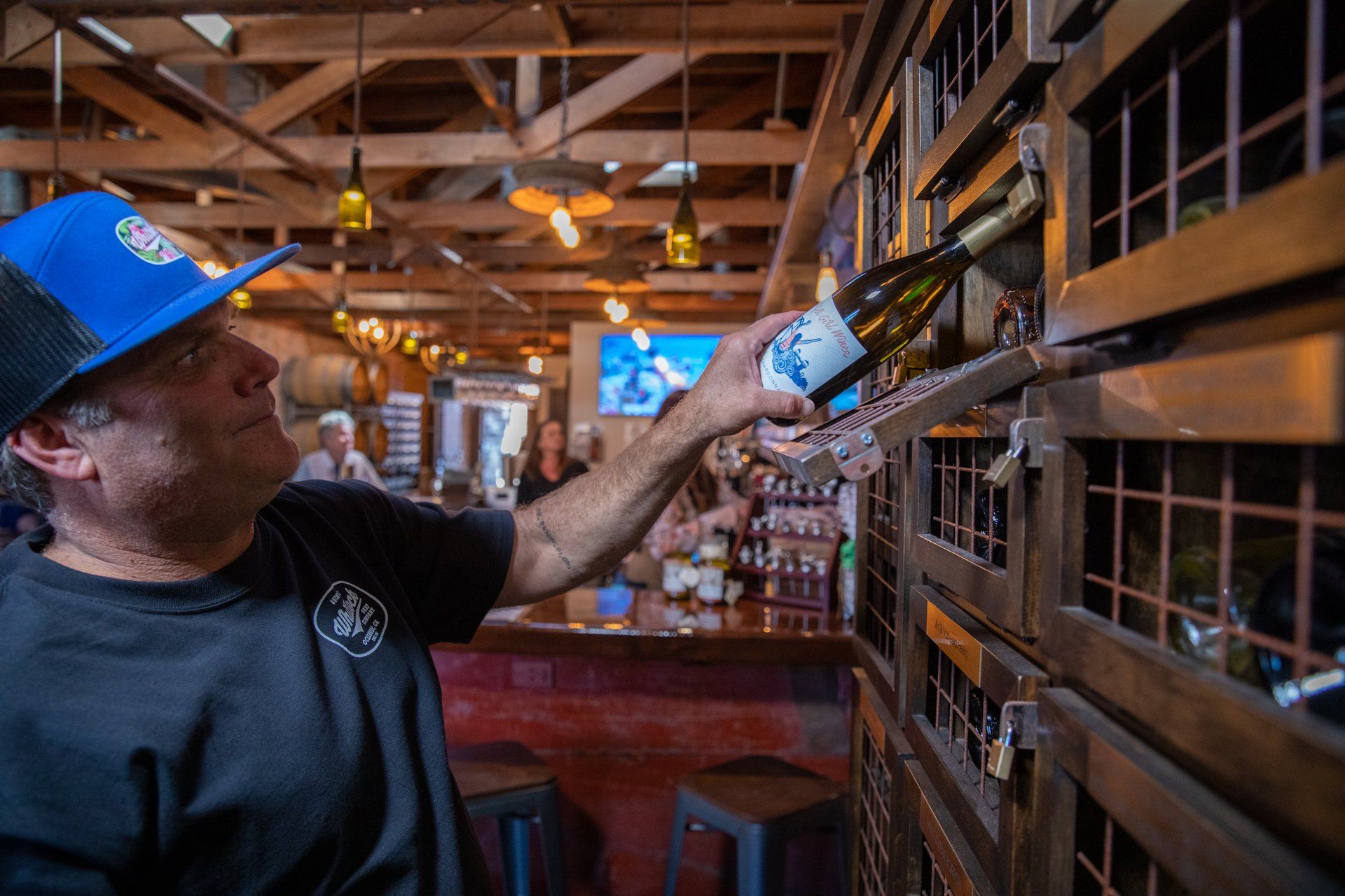 Oceanside Tasting Room Coomber Craft Wines California