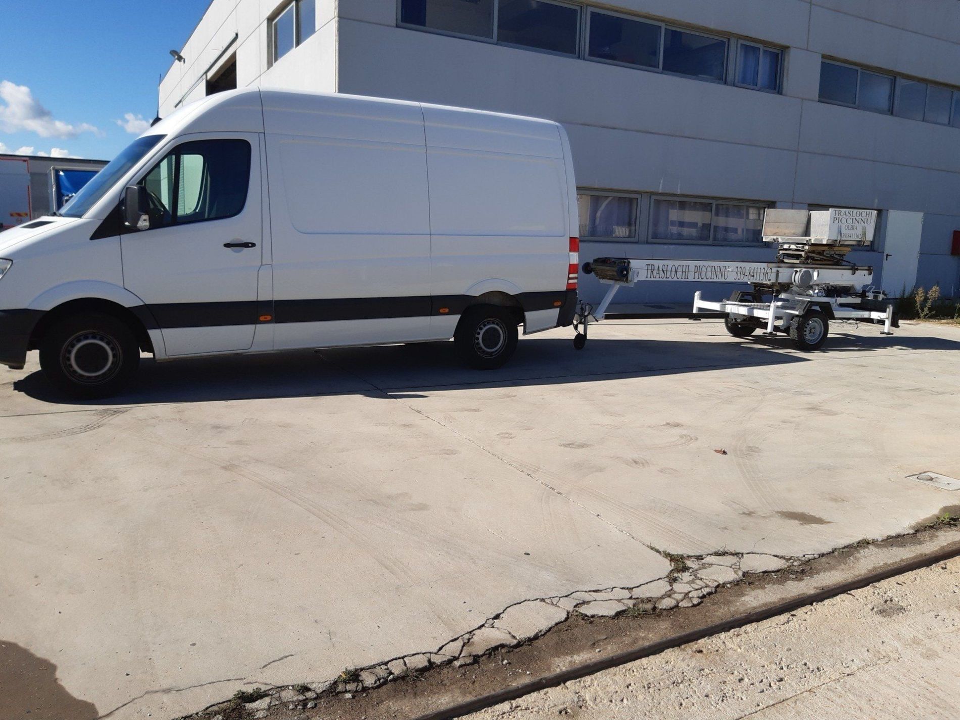 Furgone per piccoli traslochi