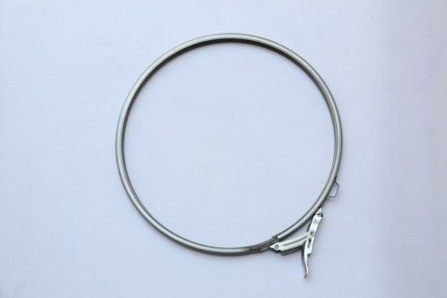 anello stringitubo in metallo