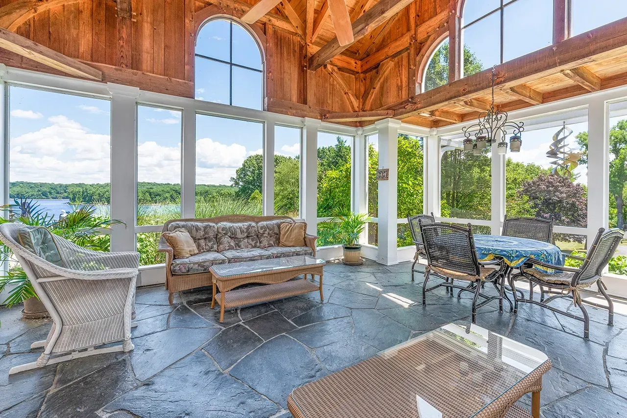 Hudson River House 9