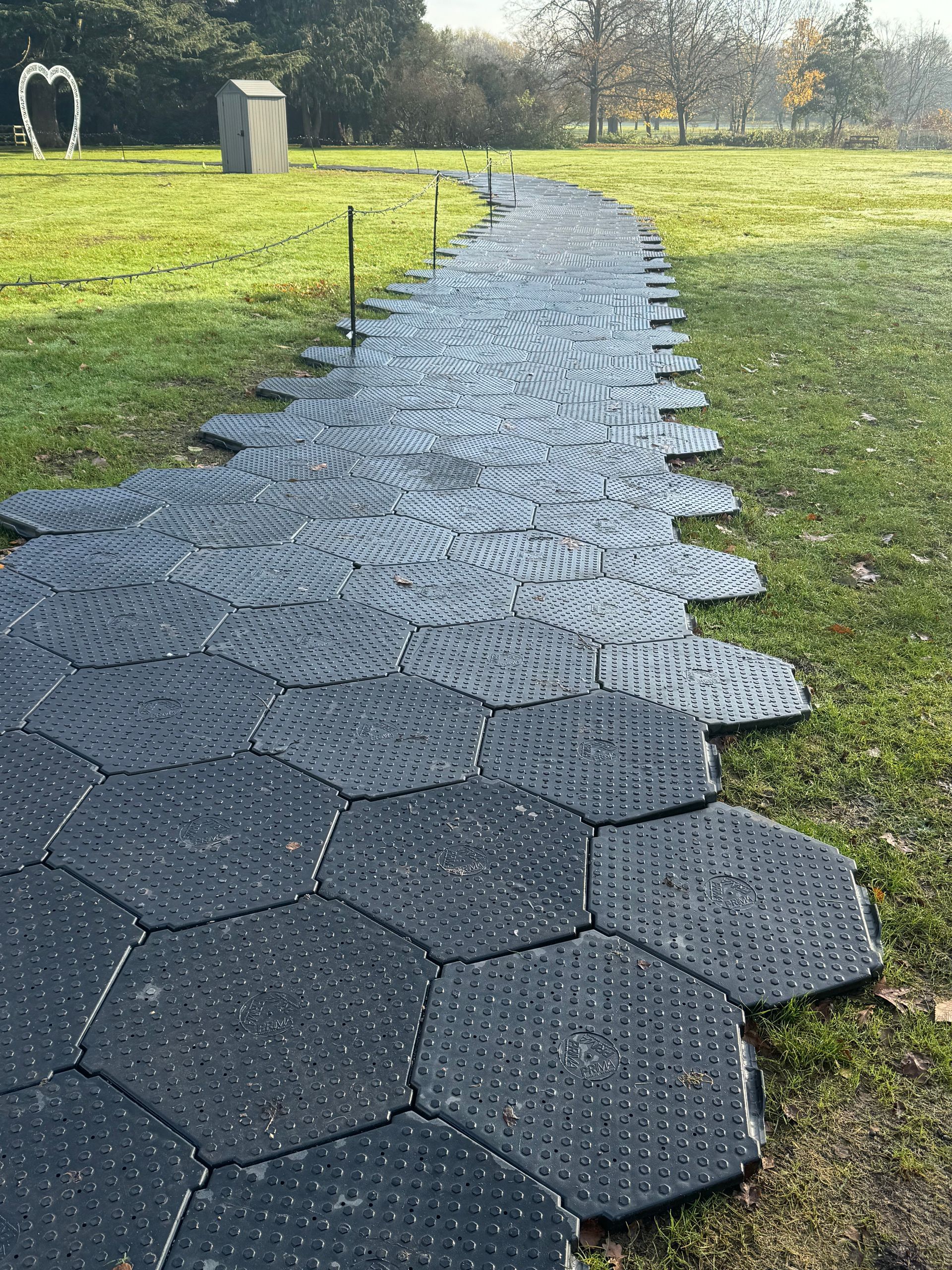 Temporary pedestrian walkway