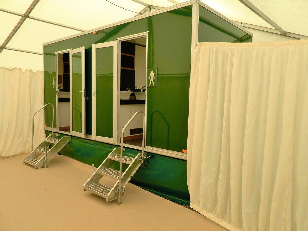 Luxury Toilet Unit Hire