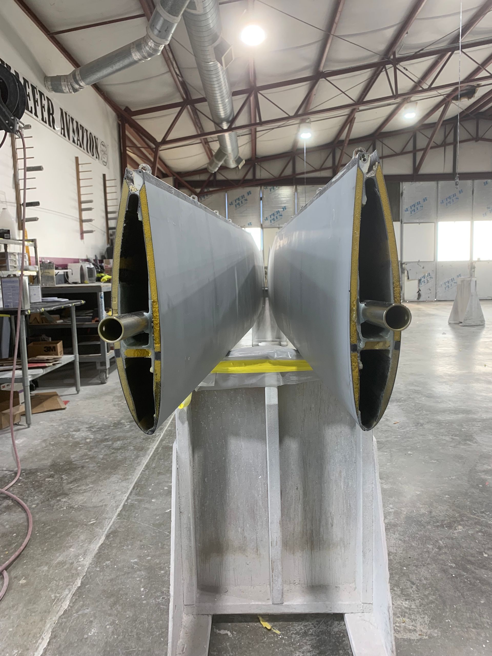 A building with a sign that says ' stea ' on it